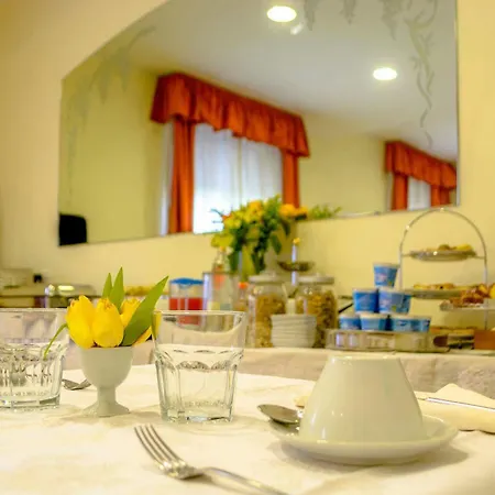 Hotel Gigliola 3*
